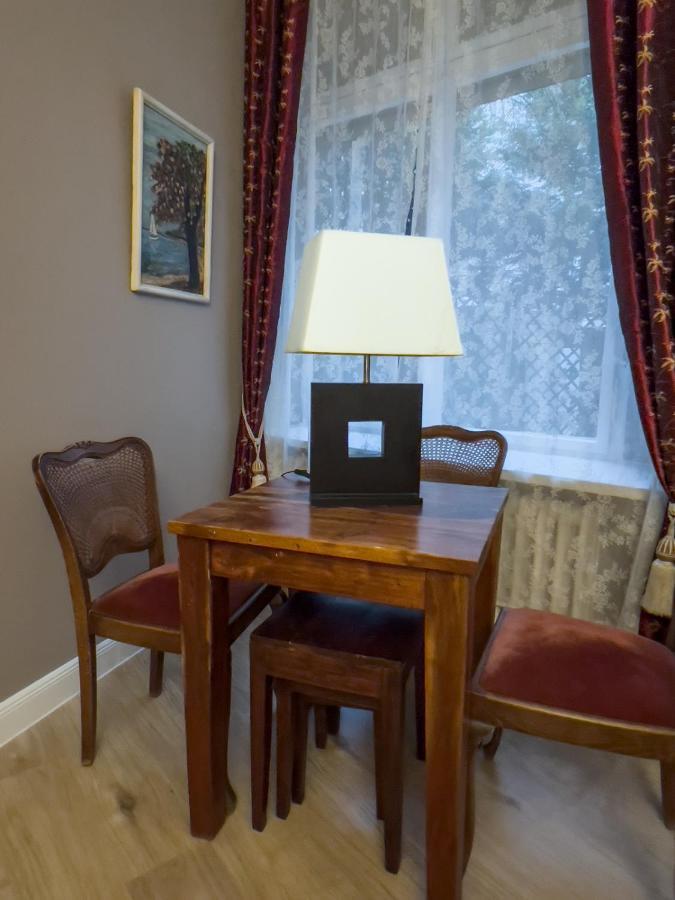 Apartments-maison Am Olivaer Platz * Берлин